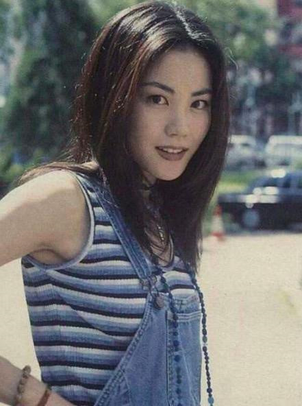 Vương Phi - người đàn bà đẹp khiến Tạ Đình Phong si mê suốt 20 năm-6