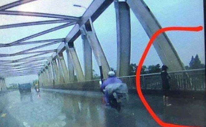 Nữ sinh lớp 12 đã gửi khoảng 400 tin nhắn giải thích với bạn trai việc bị cưỡng ép trước khi nhảy cầu tự tử ở Bắc Ninh-2