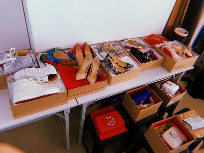 Choáng với tài sản kếch xù của Hoàng Thùy Linh sau scandal 12 năm-17