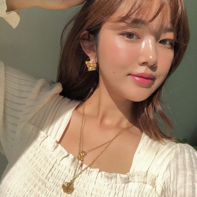 Câu hỏi khiến hội chị em sợ lão hóa khá hoang mang: Có nên dùng retinol hay không?-3