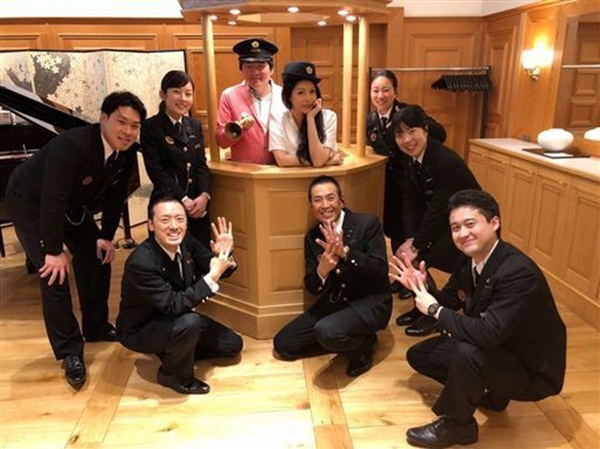 Siêu mẫu nóng bỏng lấy tỷ phú xấu nhất Đài Loan: Tôi nhận lời cầu hôn vì chồng quá đẹp trai-9