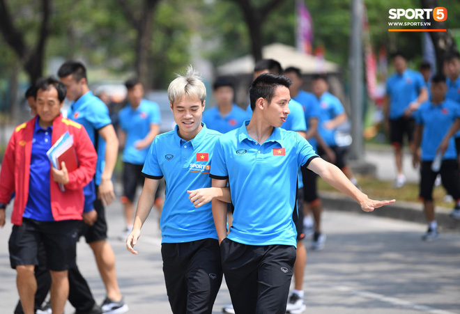 Tình yêu ngọt ngào của cầu thủ Việt: Từ cái kết viên mãn của Hùng Dũng đến ngôi nhà xinh xắn bạn gái tặng Văn Toàn-1