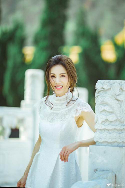 Tin được không đây chính là Tiểu Long Nữ đẹp nhất màn ảnh chúng ta từng theo đuổi-1