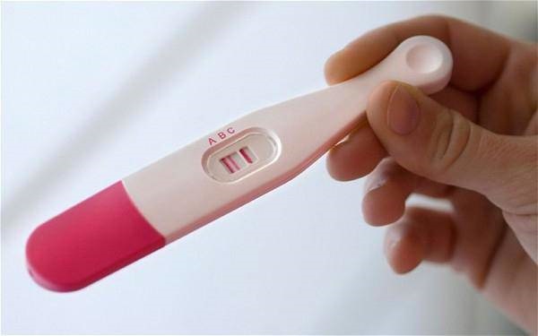 Vui mừng vì bạn gái mang thai, người đàn ông ngay sau đó nhận ra sự thật không ngờ-2