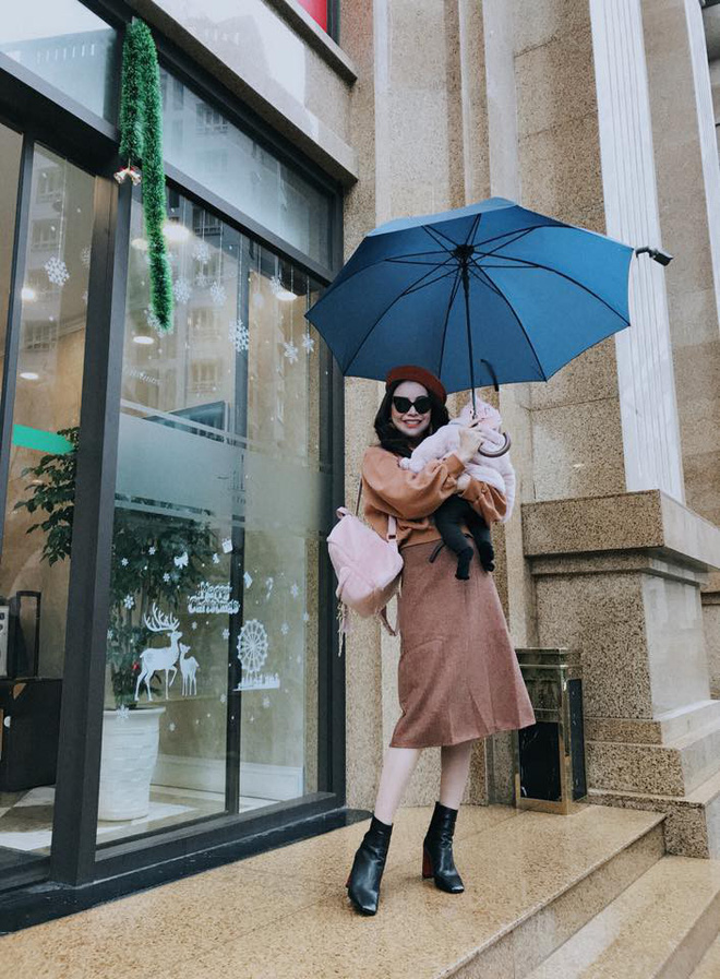 Cuộc sống làm mẹ đơn thân của Trà Ngọc Hằng: Bán hết tài sản có giá trị, ngày chỉ ngủ vài tiếng-3