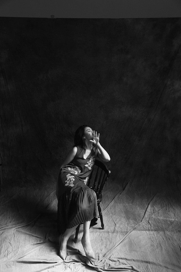 Hoa hậu Ngọc Khánh: Sau những cuộc tình lầm lạc đã chọn cuộc sống nông thôn, trồng cây nhặt cỏ bên người chồng ngoại quốc-4