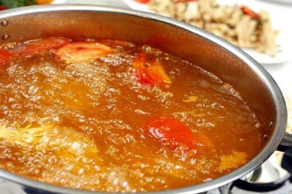 Cách nấu lẩu hải sản ngon, đơn giản-3