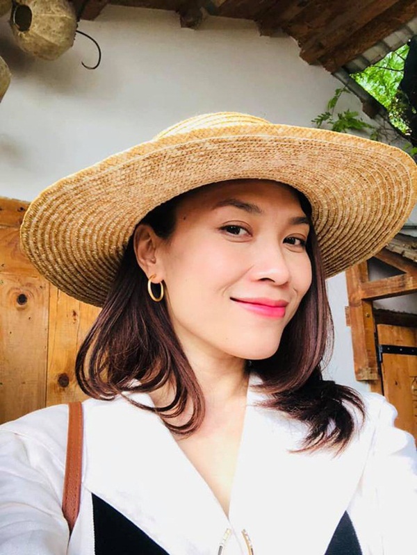 Mỹ nhân Vbiz và tuyệt chiêu hack tuổi thượng thừa: Ngoài 30 hay gần chạm ngưỡng 50 tuổi vẫn tươi trẻ đáng ngưỡng mộ-14