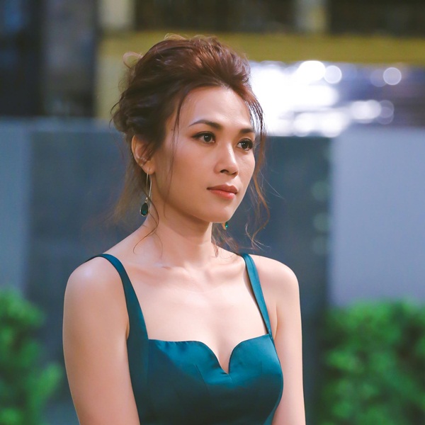 Mỹ nhân Vbiz và tuyệt chiêu hack tuổi thượng thừa: Ngoài 30 hay gần chạm ngưỡng 50 tuổi vẫn tươi trẻ đáng ngưỡng mộ-15