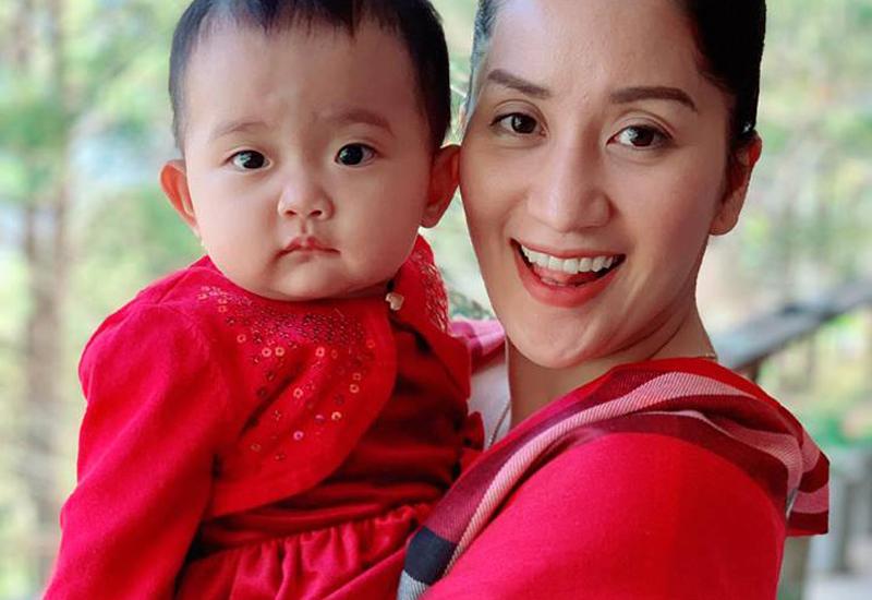 Hình ảnh xinh xắn của con gái Khánh Thi khiến ai cũng ngỡ ngàng-15