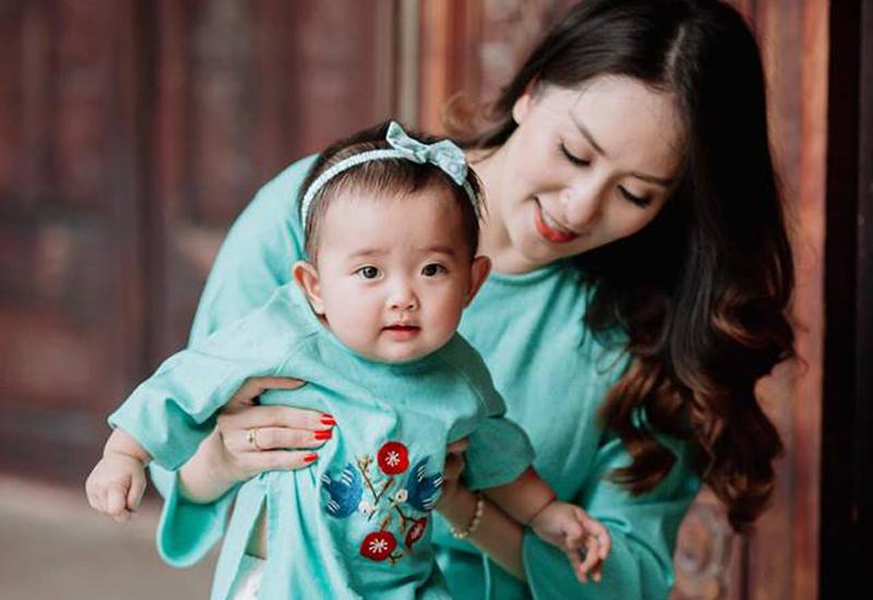 Hình ảnh xinh xắn của con gái Khánh Thi khiến ai cũng ngỡ ngàng-18