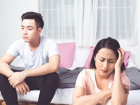 Chồng ghen tuông không ngừng đay nghiến chuyện cũ của vợ, nhưng đến khi nhận được