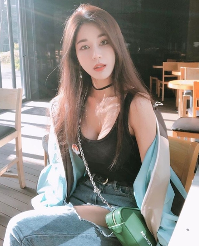 Không dễ gì có được đường cong như 3 DJ chân dài đến nách đang hot ở Hàn Quốc-3