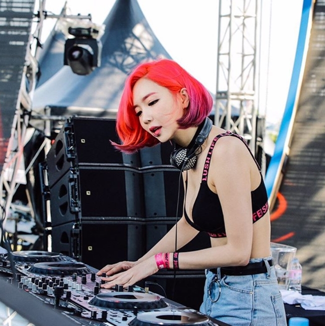 Không dễ gì có được đường cong như 3 DJ chân dài đến nách đang hot ở Hàn Quốc-10