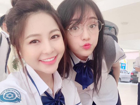 Thực hư chuyện hot girl Trâm Anh rời khỏi Việt Nam, lộ ảnh đi chơi ở bar-4