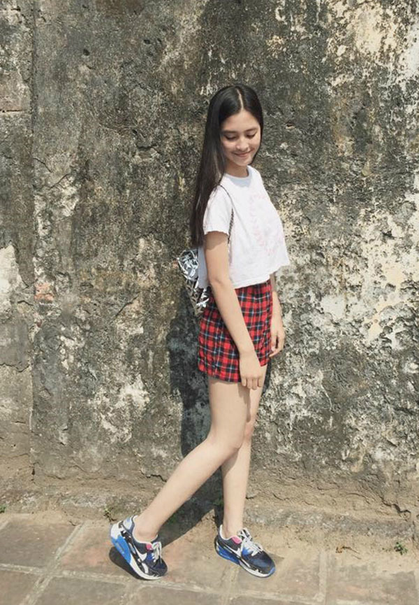 19 tuổi, Hoa hậu Tiểu Vy ngày càng chuộng phong cách gợi cảm-2