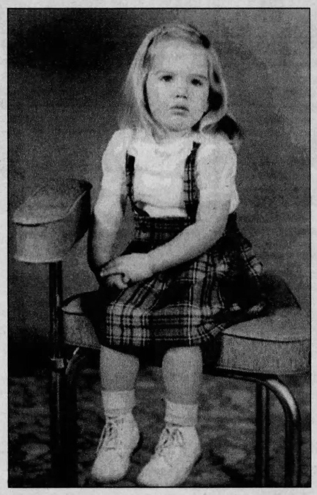 Bé gái 4 tuổi đột ngột qua đời nhưng phải đến 35 năm sau sự thật về người mẹ kế tàn độc mới bị vạch trần-2