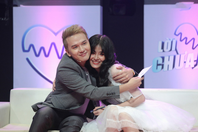 Gái xinh lên truyền hình tỏ tình với bạn thân 2 năm, đùng một phát 2 tháng sau cô nàng thông báo lên xe hoa với người khác-4