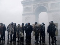 Biểu tình bạo lực triền miên, gần 30 cảnh sát Pháp tự sát từ đầu năm tới nay