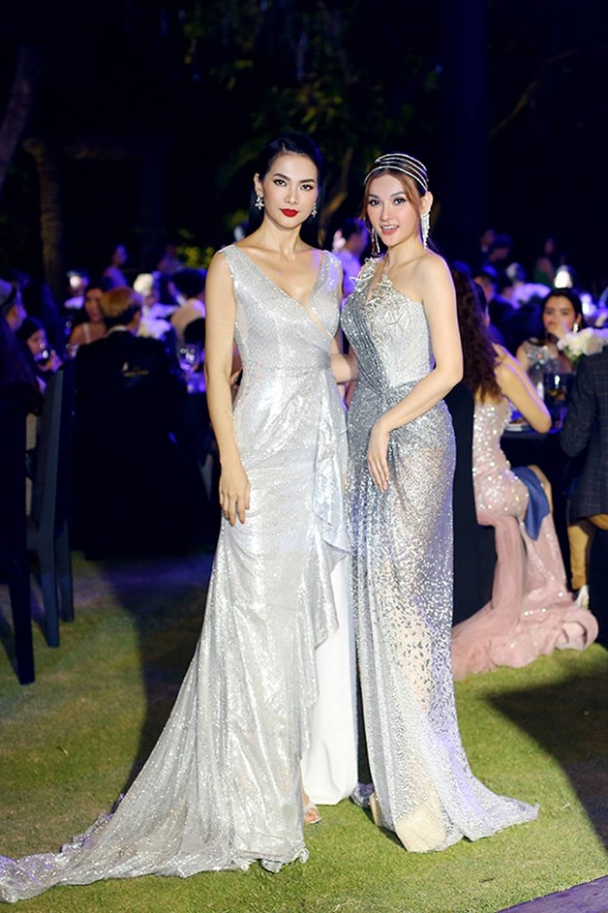 Anh Thư gây mê với đầm ánh kim, xẻ tà-8