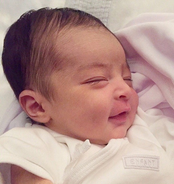 Mỹ nhân đẹp nhất Philippines lần đầu khoe ảnh cận mặt con trai: Sớm muộn cũng trở thành nam thần vạn người mê-4