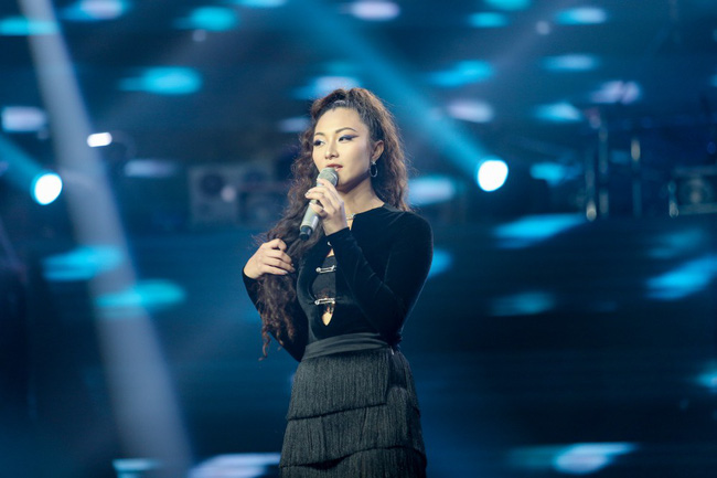 Tuấn Hưng bó tay, thất thần ở The Voice khi liên tục bị đàn anh, đàn chị làm trò kỳ cục này-8