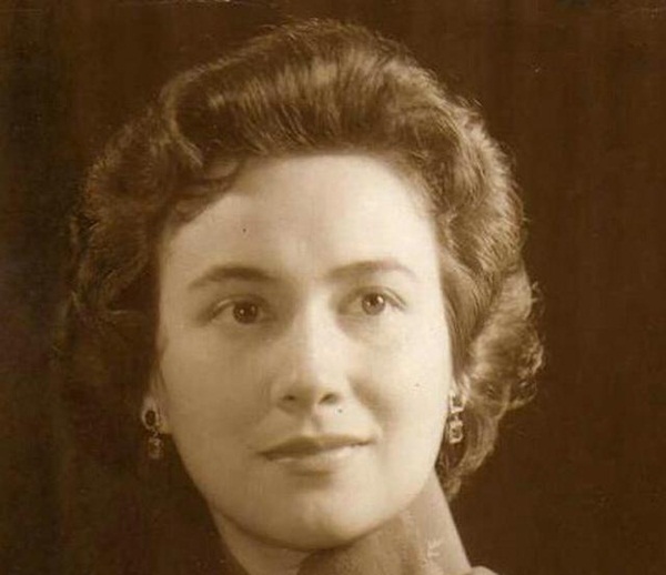 Con gái tỷ phú sòng bài: Trẻ xinh đẹp lộng lẫy, già xấu đau đớn, chết vẫn chưa hết khổ-1