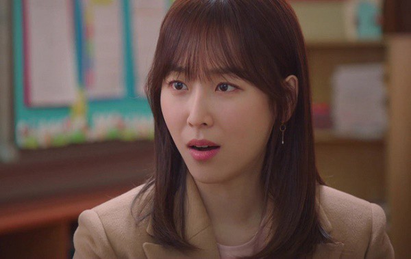 Đi sắm vàng cưới cho con trai, bà mẹ ghê gớm tái mặt khi oan gia ngõ hẹp với người quen-1