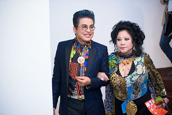 MC Thanh Bạch và bà chủ Thuý Nga sau 9 lần làm đám cưới giờ thế nào?-4