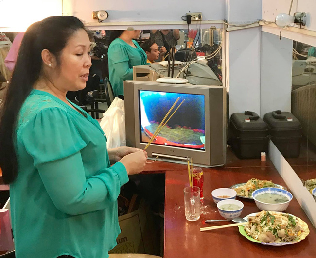 Clip duy nhất về hình ảnh đời thường của Anh Vũ một tháng trước khi qua đời, người hâm mộ nghẹn ngào: Nhìn anh cười mà lòng tôi đau nhói-2