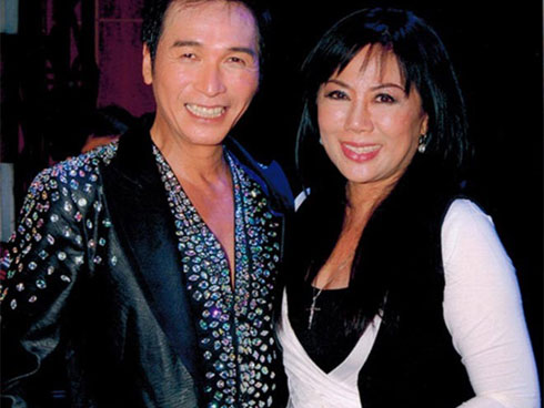 Người vợ từ bỏ sự nghiệp, ở bên Nguyễn Hưng hơn 40 năm qua là ai?-6