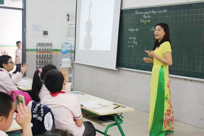 Thêm một bài thơ trách nhẹ phụ huynh đừng đổ hết lên đầu thầy cô, đừng coi thường nghề giáo-1