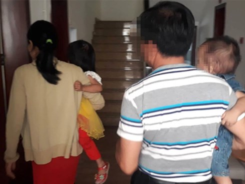 Vợ chồng 'tố' ông lão 70 tuổi dâm ô con gái kêu cứu vì liên tục bị dọa giết