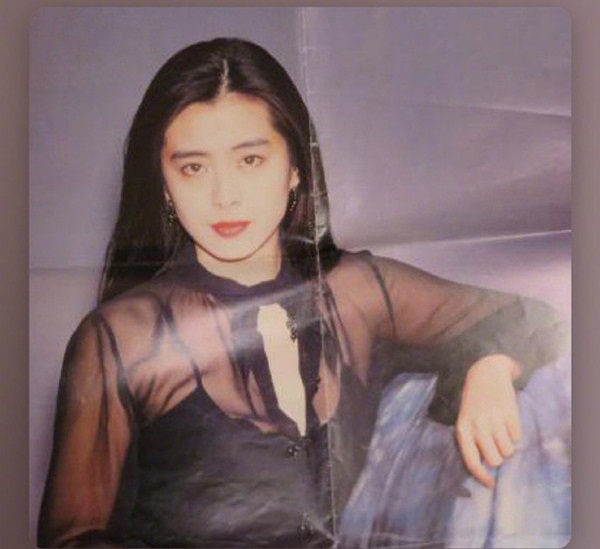 Bức ảnh chụp Ngọc nữ số 1 Hong Kong Vương Tổ Hiền lúc ốm nặng bất ngờ gây sốt vì quá tuyệt sắc-4