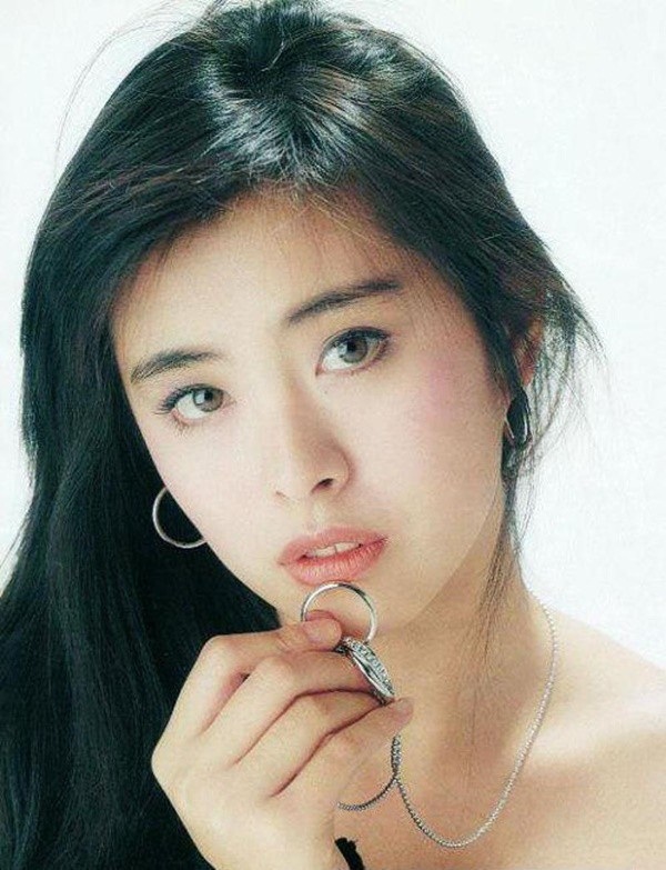 Bức ảnh chụp Ngọc nữ số 1 Hong Kong Vương Tổ Hiền lúc ốm nặng bất ngờ gây sốt vì quá tuyệt sắc-7