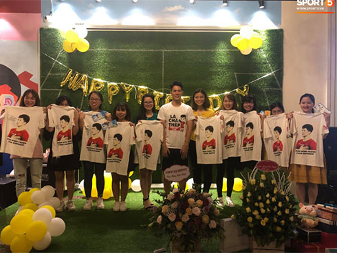 Cặp Đình Trọng - Tiến Dũng tái hiện màn diễn xuất kinh điển trong tiệc sinh nhật-6