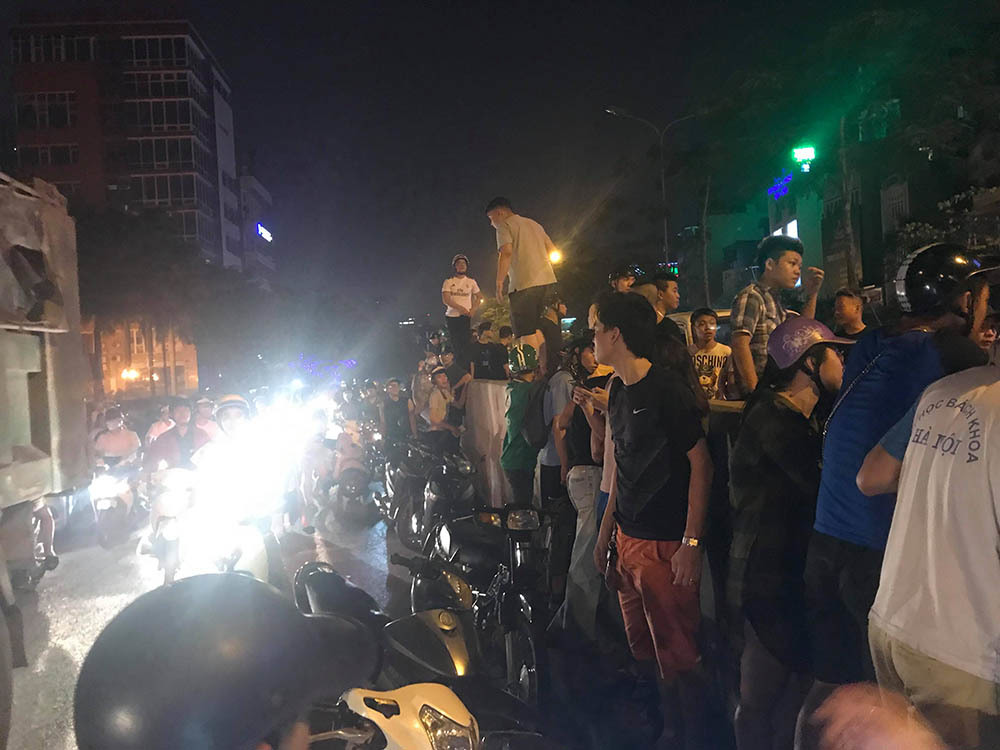 Xe tải đâm xe máy trong hầm Kim Liên, người đàn ông chết thảm-2