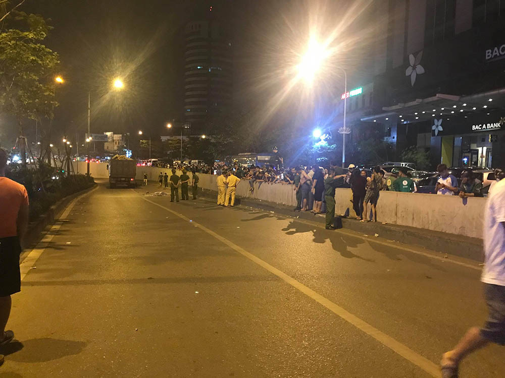 Xe tải đâm xe máy trong hầm Kim Liên, người đàn ông chết thảm-4