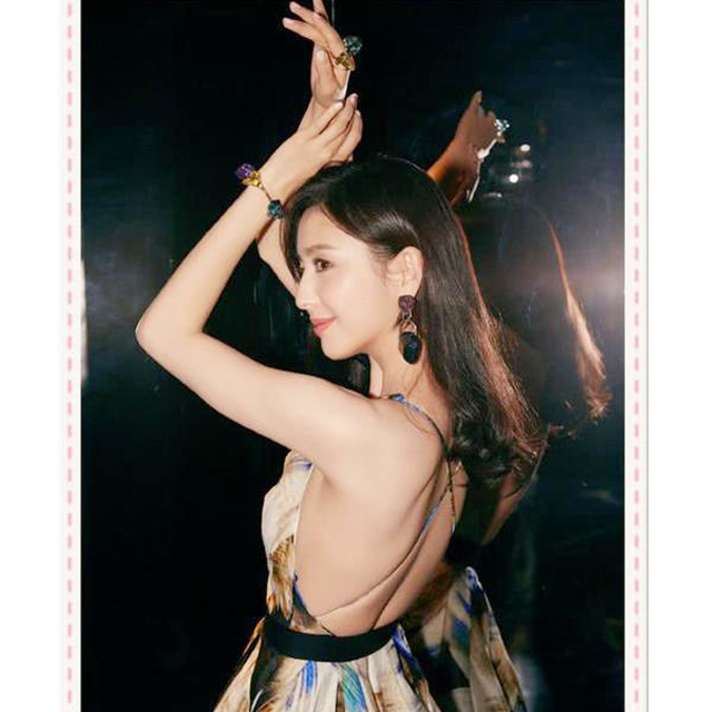 Ngây người vì dung mạo của tiên nữ tộc người đẹp nhất Trung Á-18