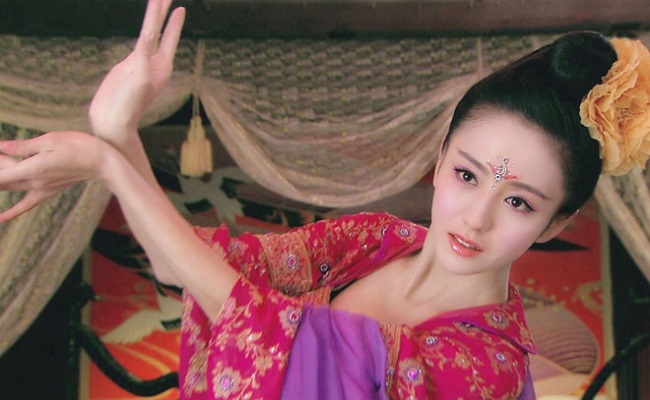 Ngây người vì dung mạo của tiên nữ tộc người đẹp nhất Trung Á-9