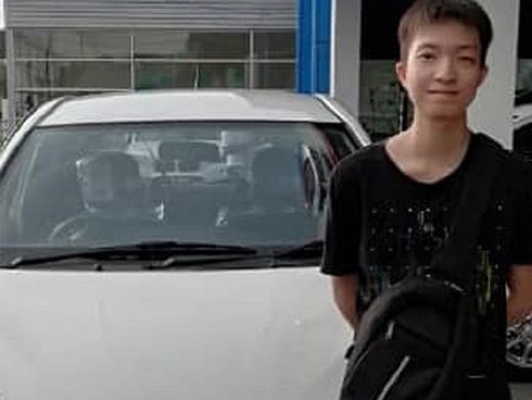 Không thể trò chuyện với khách, tài xế công nghệ viết sẵn tâm thư để ở ghế khiến ai nhìn thấy cũng ấm lòng, lần sau lại muốn đi nữa