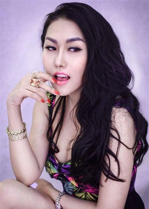 Chỉ cần sửa điểm này, nhan sắc của Trâm Anh, Nhã Phương đẹp lên trông thấy-16