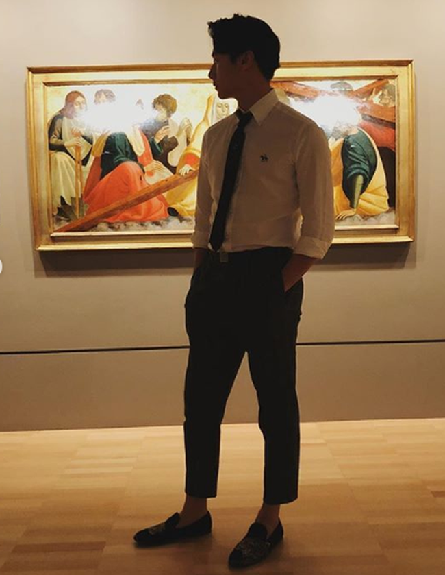 Động thái đáng chú ý của Hoàng Thùy giữa tin đồn đang hẹn hò Rocker Nguyễn-4