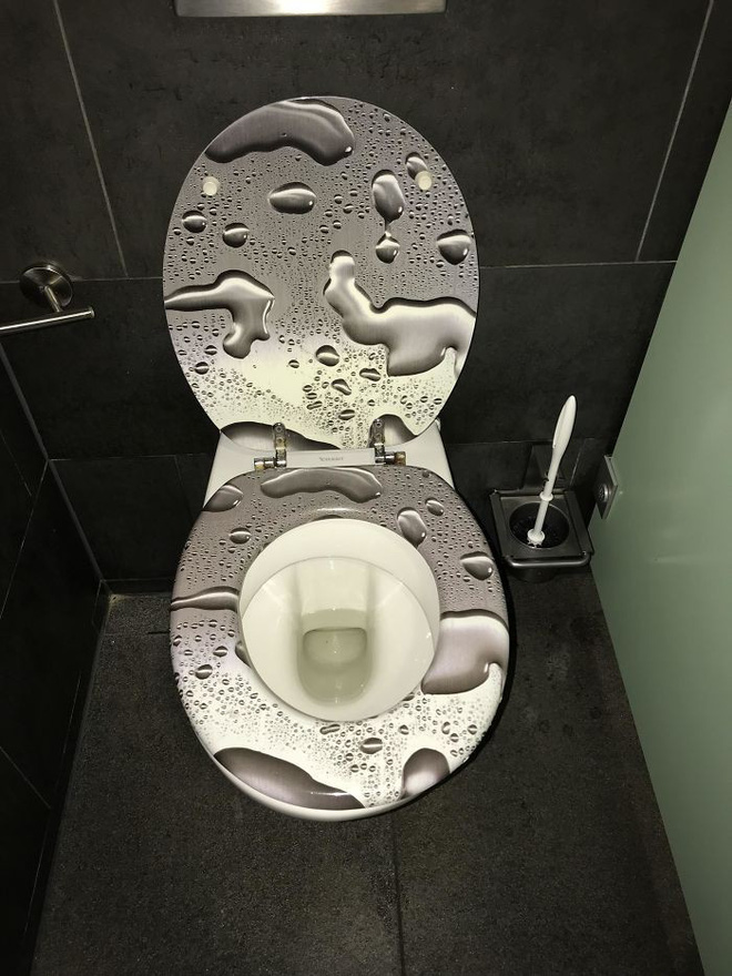 20 thiết kế nhà vệ sinh thảm họa khiến dân mạng thủ thỉ: Thôi, thà nhịn còn hơn-3