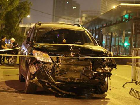 Con trai nữ công nhân môi trường bị xe điên tông tử vong: Mẹ em ngày chạy Grab, tối làm công nhân để lo cho em ăn học...-8