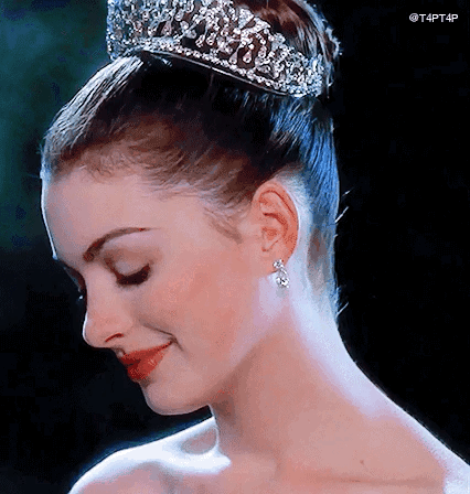 Sốc nặng trước gương mặt nhăn nheo, lão hóa của Yêu nữ thích hàng hiệu”: Nữ hoàng nhan sắc cũng phải chịu thua thời gian-1