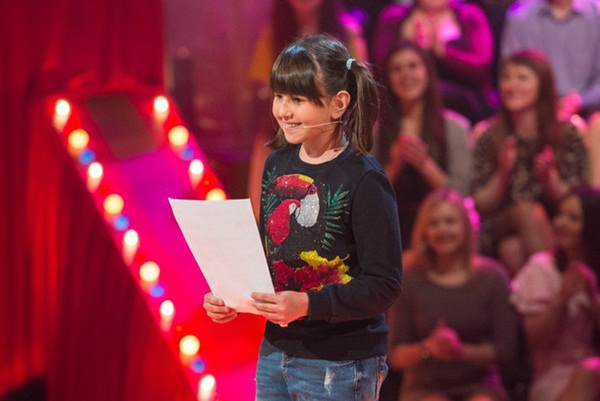 Vợ danh hài vừa đắc cử Tổng thống Ukraine xinh đẹp và giàu có cỡ nào?-13