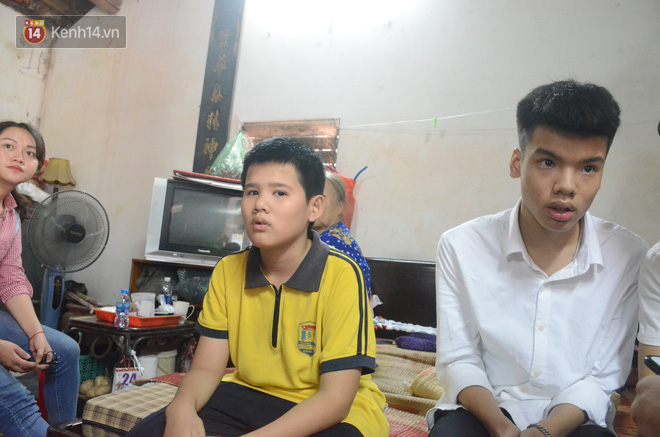 Con trai nữ công nhân môi trường bị xe điên tông tử vong: Mẹ em ngày chạy Grab, tối làm công nhân để lo cho em ăn học...-5