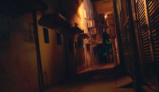 Phim của Hoàng Thùy Linh gây sốc với cảnh tên biến thái tấn công tình dục gái trẻ đi đêm-2