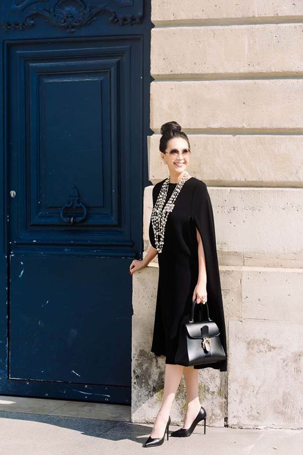 Diễm My 6X nổi bật với loạt túi hiệu tiền tỷ trên đường phố Paris-5